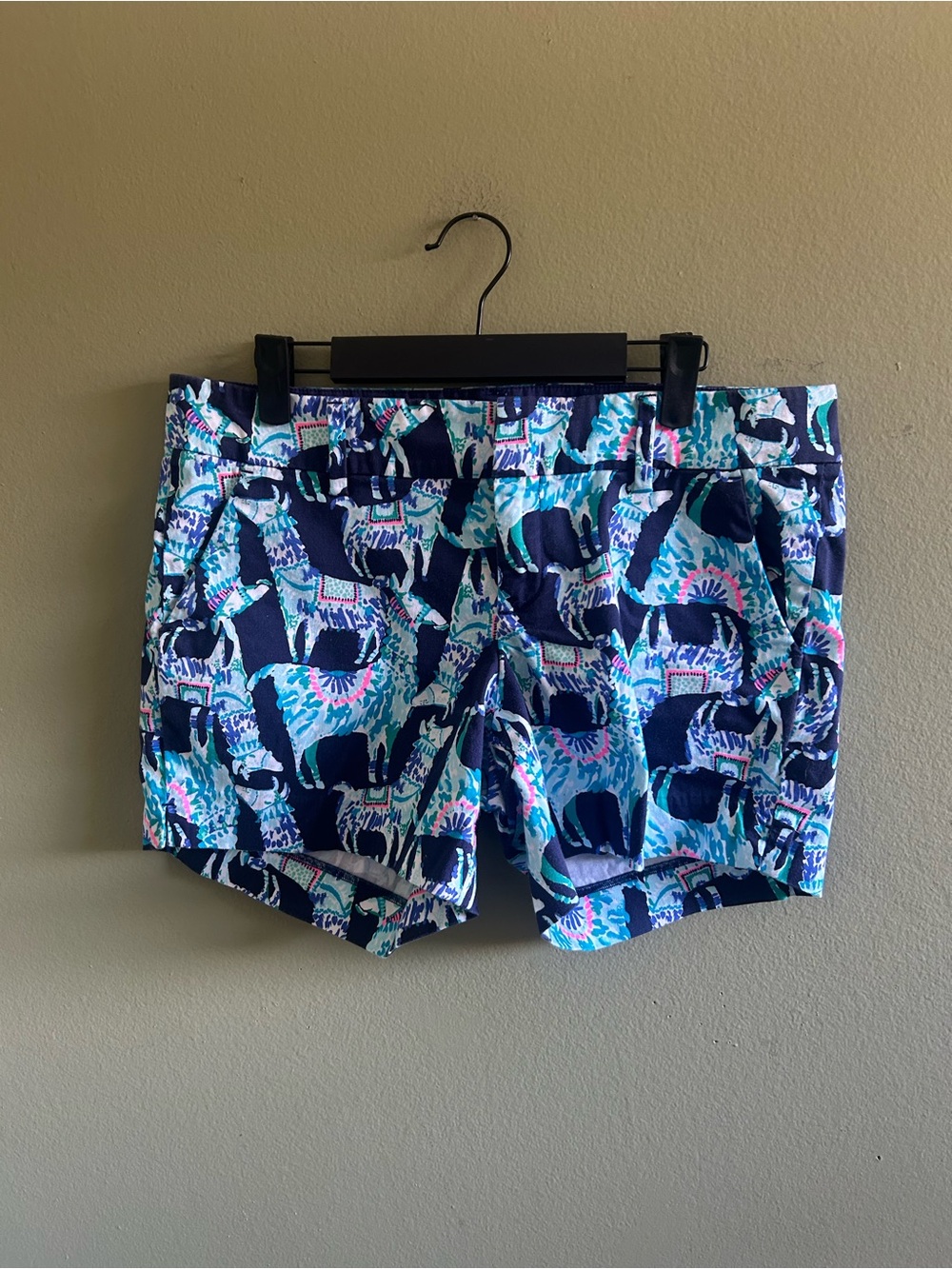 Lilly Pulitzer Navy Blue, Aqua & Pink Sheep Print Shorts Sz 8